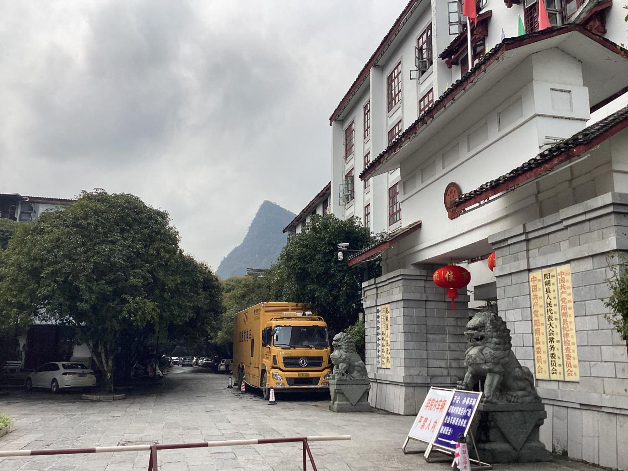 Lazzy Inn Yangshuo Dış mekan fotoğraf